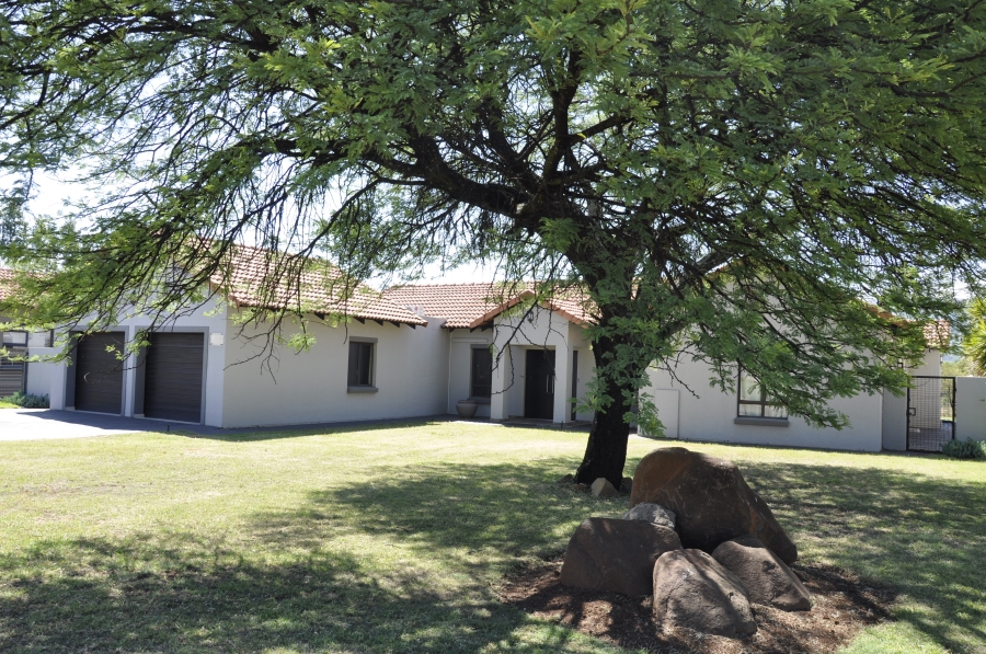 3 Bedroom Property for Sale in La Camargue Private Country Estate North West